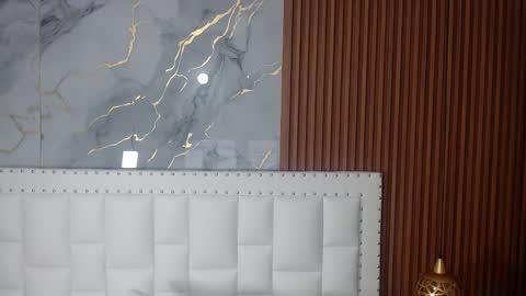 Sandy  online show from March 2025 12:01:02 PM