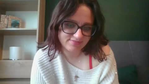 Paris online show from May 2026 05:36:01 AM