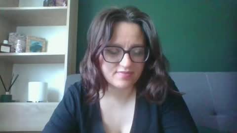 Paris online show from May 2026 05:38:01 AM