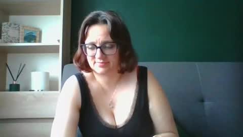 Paris online show from July 2026 06:50:02 AM