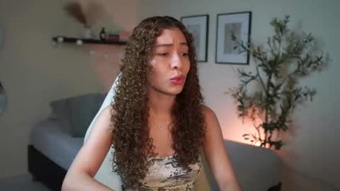 isa_____ online show from March 2026 01:42:01 AM