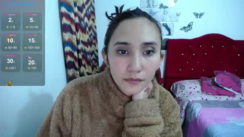 Snapshot of isa_bella___ chatting on February 2025 03:45:01 AM Isa online show from February 2025 03:45:01 AM