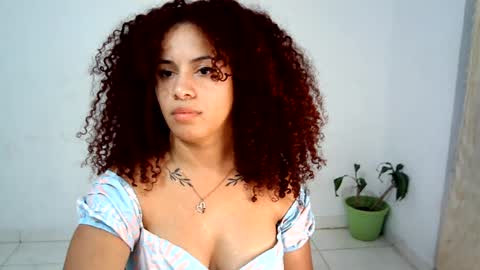 Snapshot of isa_bellaxx23 chatting on July 2026 01:30:02 AM isa_bellaxx23 online show from July 2026 01:30:02 AM