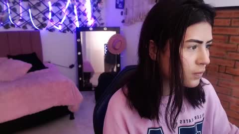 Snapshot of isa_bunny18 chatting on September 2025 03:17:01 AM isabela online show from September 2025 03:17:01 AM