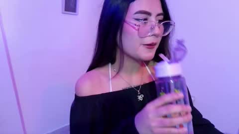 isabela online show from February 2026 06:52:02 PM