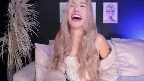 Isa Cortes  online show from May 2026 02:46:01 PM