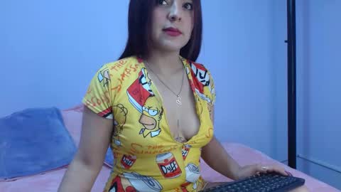 Snapshot of isa_jones1 chatting on December 2024 12:02:01 AM isa_jones1 online show from December 2024 12:02:01 AM