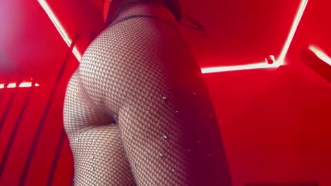 Isabella online show from January 2025 03:10:01 PM