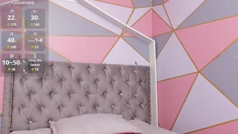    online show from February 2025 10:52:02 PM