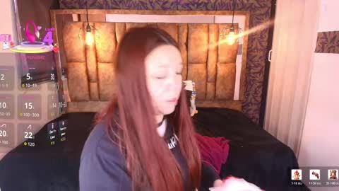 Snapshot of isa_thompson__ chatting on March 2026 12:06:02 PM I S A online show from March 2026 12:06:02 PM