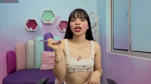 Isaa Skinny  online show from April 2026 03:35:02 AM