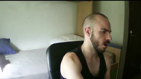 Isaac99c online show from September 2025 08:40:01 AM