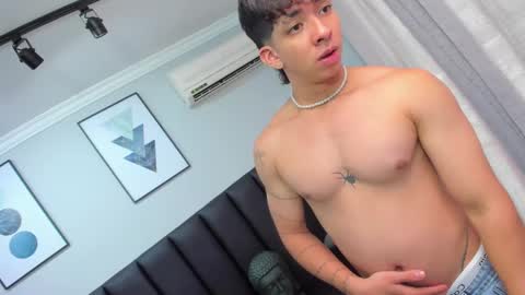 isaac_cryston online show from February 2025 05:53:02 PM