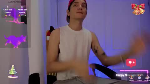 isaac online show from December 2025 10:36:02 PM