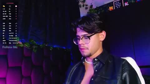 Isaac Saenz. online show from January 2025 02:15:01 AM