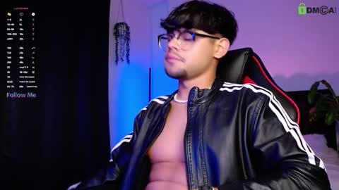 Isaac Saenz. online show from September 2025 11:28:01 PM