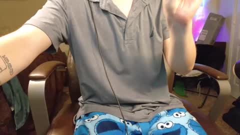 isaac online show from October 2025 01:58:02 AM