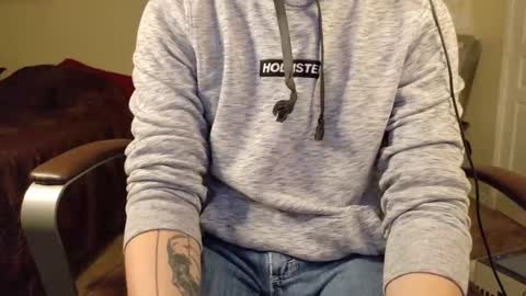 isaac online show from October 2025 11:38:01 AM