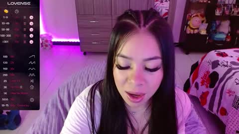 Isabella  online show from October 2025 02:45:02 PM