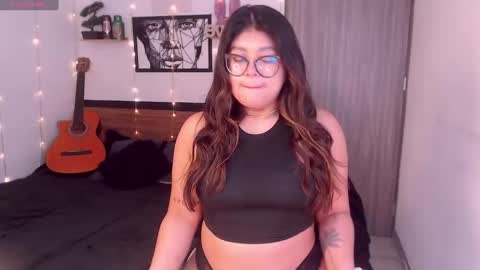 Snapshot of isabel_art chatting on February 2025 01:46:02 PM Call me ISA online show from February 2025 01:46:02 PM