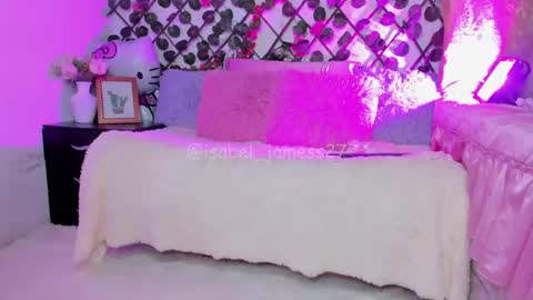 Snapshot of isabel_jamess chatting on April 2026 09:38:01 PM Isa online show from April 2026 09:38:01 PM