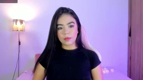 Snapshot of isabel_queen_ chatting on December 2025 02:52:02 AM Isabel online show from December 2025 02:52:02 AM