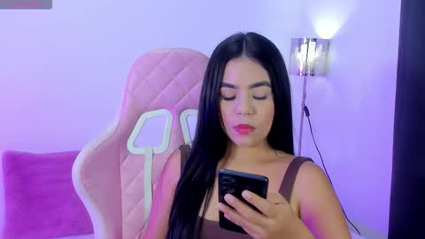 Snapshot of isabel_queen_ chatting on February 2026 04:31:02 AM Isabel online show from February 2026 04:31:02 AM