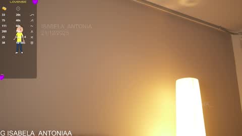 Snapshot of isabela_antonia_ chatting on December 2025 04:04:01 PM online show from December 2025 04:04:01 PM