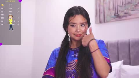 Snapshot of isabela_antonia_ chatting on February 2026 12:44:02 PM online show from February 2026 12:44:02 PM