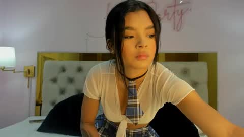 Snapshot of isabela_clark_ chatting on February 2026 11:53:01 AM isabela online show from February 2026 11:53:01 AM