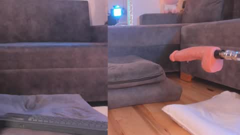 Isabela online show from March 2025 04:07:02 AM