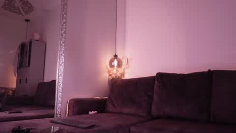 Isabela online show from July 2026 11:49:02 AM