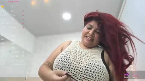 ISABELA online show from May 2026 07:33:01 PM