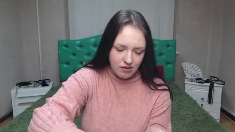 IsabelBlackberry online show from December 2024 10:16:01 AM