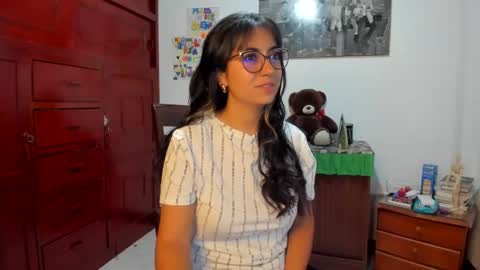 Isabella22 1 online show from January 2025 02:35:02 AM