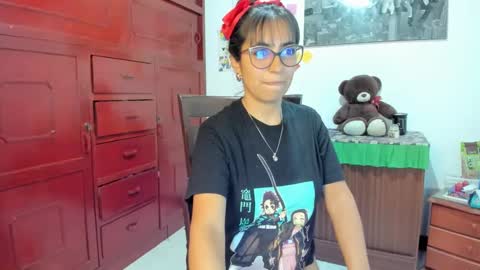 Isabella22 1 online show from January 2025 02:57:01 AM