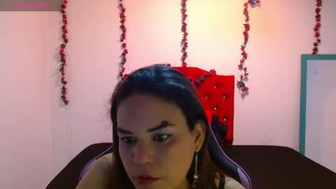 isabella49032 online show from April 2026 03:24:02 PM