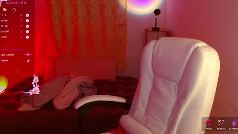 Snapshot of isabella_669 chatting on February 2025 07:15:01 AM isabella online show from February 2025 07:15:01 AM