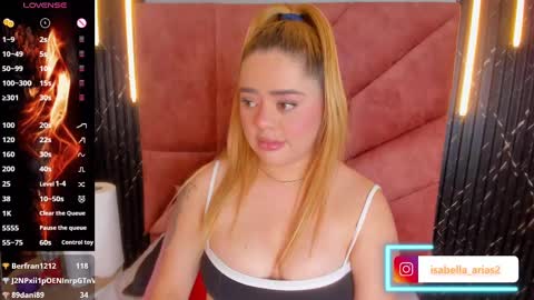Snapshot of isabella_arias1 chatting on March 2025 10:02:01 AM Isabella Arias online show from March 2025 10:02:01 AM