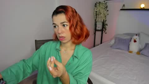 isabella online show from September 2025 04:19:02 PM