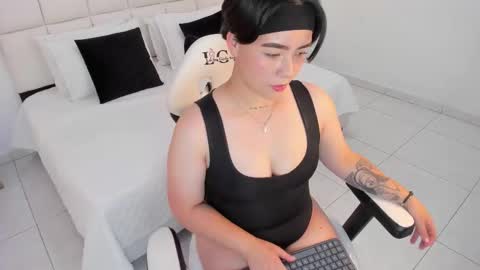 isabella_clarkk online show from March 2026 12:16:01 AM