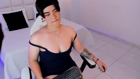 isabella_clarkk online show from March 2026 11:55:01 PM
