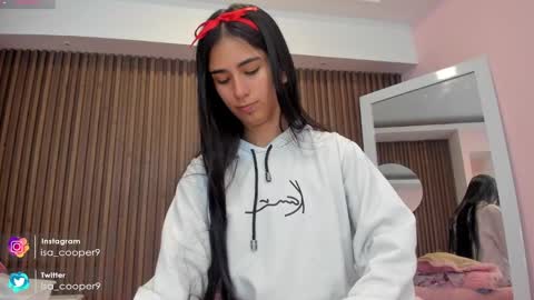 Isabella Cooper online show from January 2025 02:25:01 PM