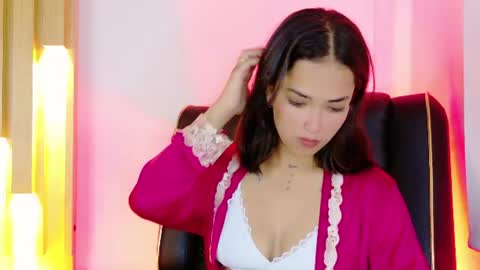 ISABELLA online show from July 2026 07:39:01 PM