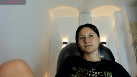Isabella online show from July 2026 07:45:02 AM