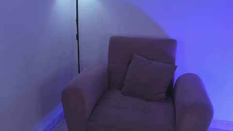 ISABELLA online show from October 2025 11:21:02 PM