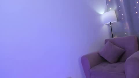 ISABELLA online show from March 2026 10:27:01 PM