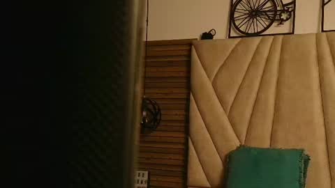 isabella_luxet online show from June 2026 12:28:02 PM