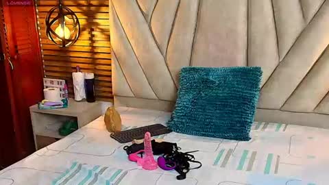 isabella_luxet online show from July 2026 12:51:02 PM