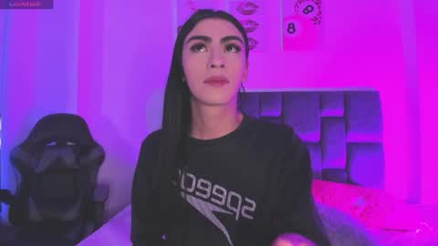 Isabella Moon9 online show from April 2026 12:10:02 PM